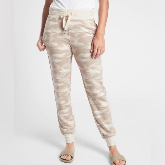 ATHLETA BALANCE PRINTED JOGGERS, OATMEAL CAMO, WOMENS SIZE 3X - Picture 1 of 10